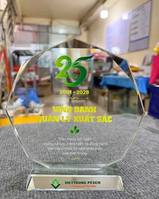 Cúp bát giác — ảnh thành phẩm SAIGONPR đã giao
